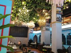 -壹号院音乐餐厅•烤全羊•新疆菜(浐灞店)