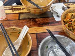 -正宗李家土鸡米线店