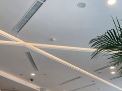 -上海虹桥君丽假日酒店(娄山关路地铁站店)