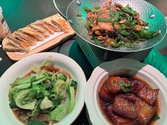 -小菜园新徽菜(青岛市南万象城店)