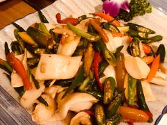 地域椒炒黄喉-紫滇源云南生态菜(丹凤街店)