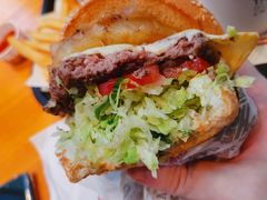 -The Habit Burger Grill 哈比特汉堡(复兴soho店)