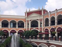 -佛罗伦萨小镇广佛名品奥特莱斯(疏港路店)