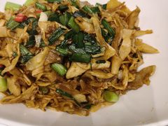 -刘胖子家常菜·蹄花焖藕(中南店)