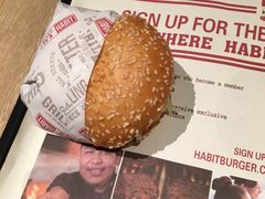 -The Habit Burger Grill 哈比特汉堡(复兴soho店)