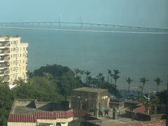 -珠海拱北口岸希尔顿欢朋酒店