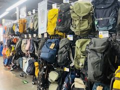 -迪卡侬(西三旗店)