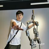 “逐梦”——创造出梦境与现实间的交错感