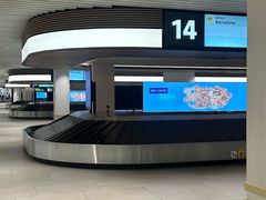 -维也纳国际机场