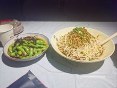 -巴厘龙虾·榜首油焖大虾(洞庭·艺术洋房店)
