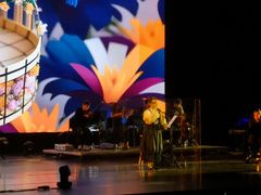 -交通银行前滩31演艺中心