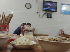 -兴华千张面馆