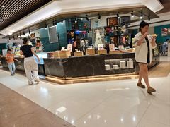 -金马门国际美食百汇(珞喻路店)
