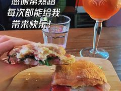 -常熟路(地铁站)