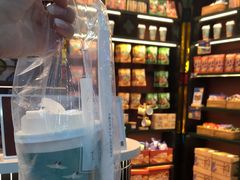 -茶理宜世(广州南站（站内）3楼B17检票口店)
