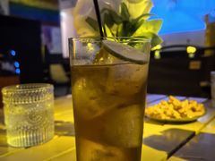 -Mx.cocktail bar