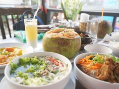 -Lanterns Vietnamese Restaurant