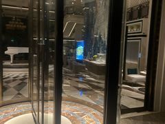 -浅深(世茂滨江精品店)