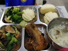 -北京外国语大学东院食堂