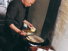 -仓桥直街臭豆腐