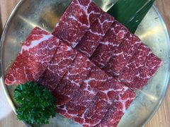 -汉城烤肉·黑金冠(华山路店)