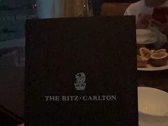 -深圳星河丽思卡尔顿酒店