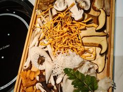 -花菇朵 ll 野生菌火锅·精品云南菜(后沙峪店)