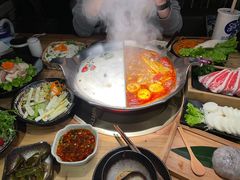 台式麻辣锅-湊湊火锅·茶憩(杭州湖滨银泰in77店)