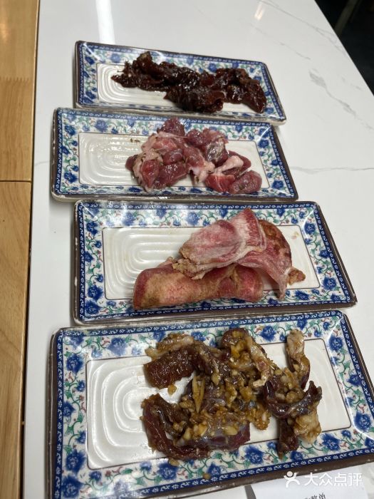 大槐树烤肉馆牛舌图片