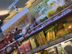 -全家便利店(愚园店)