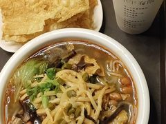 -水平有限螺蛳粉(宏达大厦店)