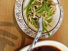 -渝信川菜 · 川味家常菜(财富购物中心店)