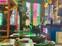 -Famous肥猫墨西哥音乐餐吧(五棵松华熙LIVE店)