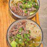 王永莉泉州大锅牛肉面#王永莉#洪濑酸菜面