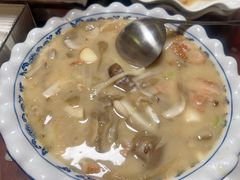 -邱二餐馆