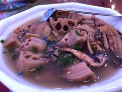 章鱼淡菜煲淋莲藕-潮喜竹溪荔湖酒家(荔枝湾店)