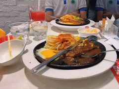 -东方豪客牛排意面披萨(金凤万达店)