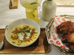 -春树下·树屋花房西餐厅(罍街AS1980店)