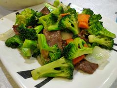 西兰花炒牛肉-珠江餐厅