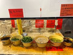 -柳州肥姨妈大骨螺蛳粉(江宁万达店)