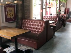 卡座-万春卤菜(天乡后街步行街店)