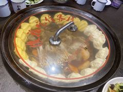 筋头巴脑牛肉炖锅-缘福乡村铁锅炖民宿(八达岭店)