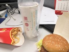 -麦当劳(东大桥店)