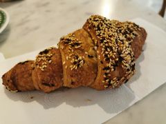 全麦牛角-丽都DELICATESSEN熟食店