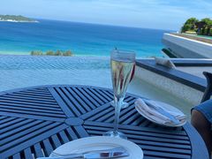 -瑰丽酒店·海吧·天际下午茶·现场DJ·天台酒吧