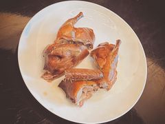 【粤式自助】玻璃脆皮乳鸽-英冠索菲特酒店·萧湘阁中餐厅