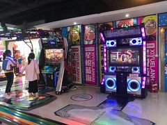 -星悦蓝海欢乐园(石路天虹店)