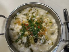 -德林酸菜鱼火锅(南丹店)