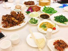 -九花山烤鸭店