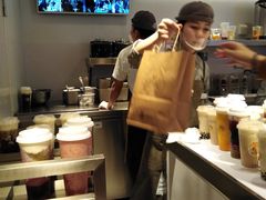 -喜茶(佛山岭南站店)